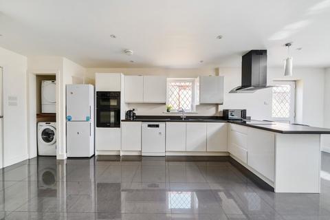Lincoln Avenue, Rose Green, Bognor Regis 3 bed detached house for sale