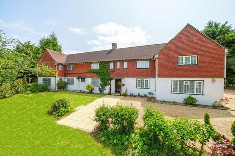 Whatlington Road, Battle, TN33 6 bed country house for sale