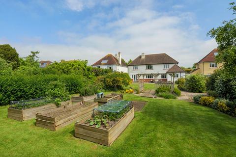 Cherry Garden Lane, Folkestone, CT19 4 bed detached house for sale