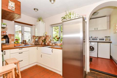 Canterbury Road, Etchinghill, Kent 3 bed cottage for sale