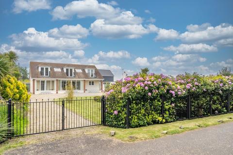 Cliff Lane, Gorleston 5 bed detached house for sale