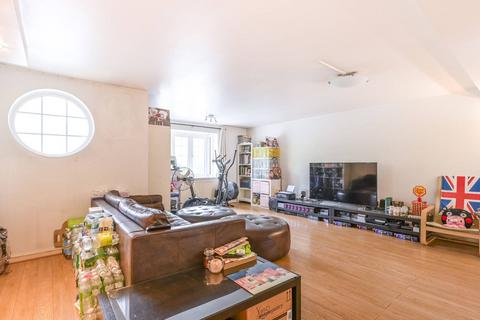 St Georges Square, Limehouse, London... 3 bed semi