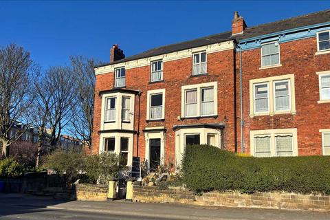 Filey Road, Scarborough 3 bed apartment for sale