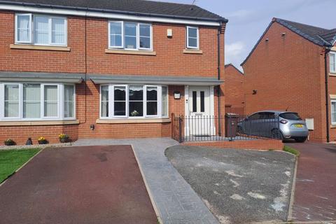 3 bedroom semi-detached house for sale