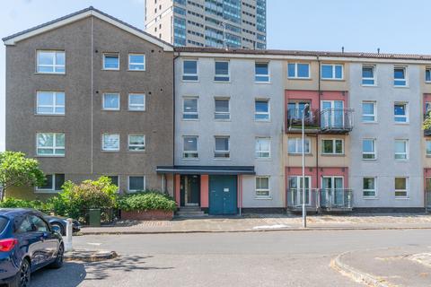 Silverfir Street, Glasgow G5 3 bed flat for sale