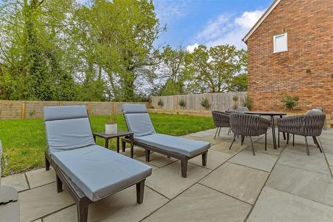 Fishers Road, Staplehurst, Tonbridge... 3 bed detached house for sale