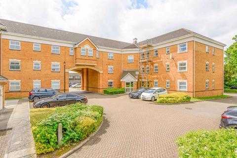 Staines Road West, Sunbury