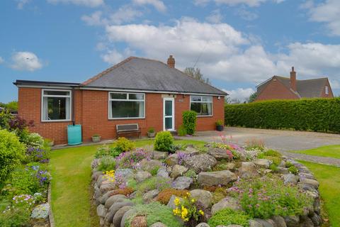 Holmpton Road, Hollym, Withernsea 3 bed detached bungalow for sale