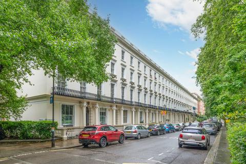 Porchester Square, Bayswater, London, W2 3 bed maisonette for sale