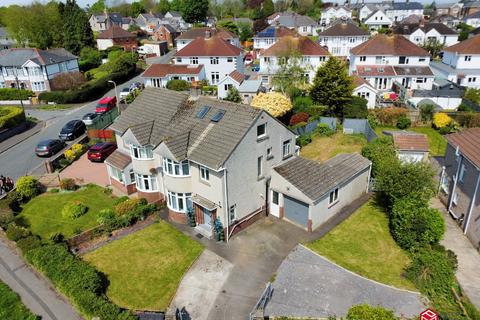 Moorlands Road, Bridgend, Bridgend... 3 bed semi