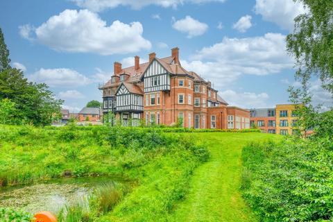 New House Farm Drive, Northfield, B31 2 bed apartment for sale