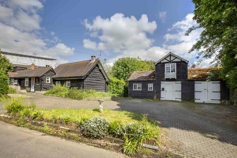 4 bedroom detached bungalow for sale