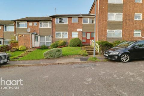 Chase Road, London 1 bed apartment for sale