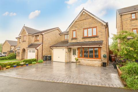 Valemount, Glossop SK13 4 bed detached house for sale