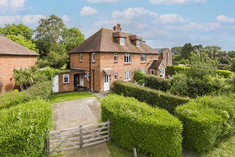 Five Ashes, Mayfield 2 bed maisonette for sale