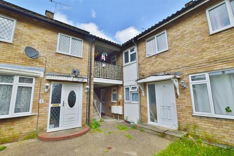 Marescroft Road, Slough 1 bed maisonette for sale