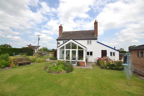 Cholstrey 4 bed detached house for sale
