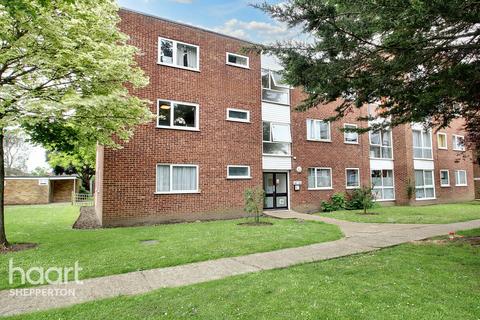 Staines Road West, SUNBURY