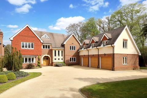 Hedgerley Lane, Gerrards Cross, SL9 7 bed detached house for sale