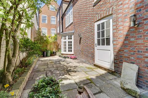 High Street, Old Portsmouth 3 bed cottage for sale