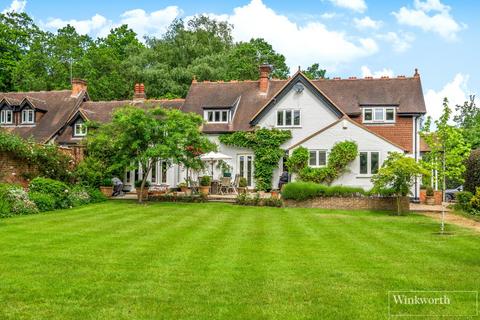 College Ride, Bagshot, Surrey, GU19 Link detached house for sale
