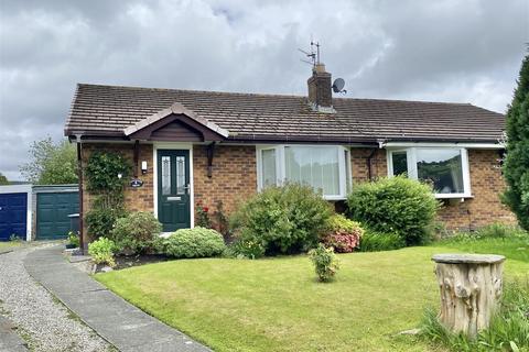 2 bedroom semi-detached bungalow for sale