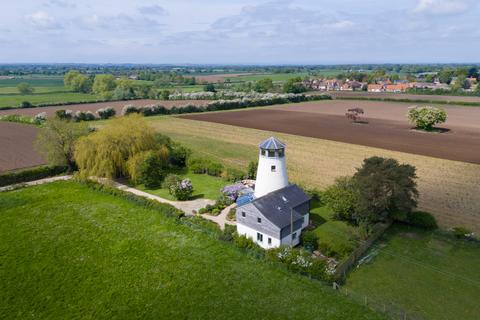 Newton Road, Tollerton, York, YO61 5 bed detached house for sale