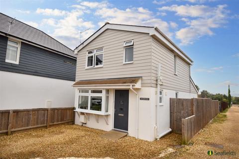 Manna Road, Bembridge, PO35 5UX 2 bed detached house for sale