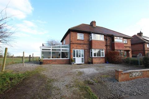 Old School Lane, Rise, Hull 3 bed semi