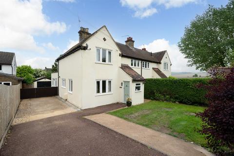 Church End, Edlesborough, LU6 2EP 3 bed semi