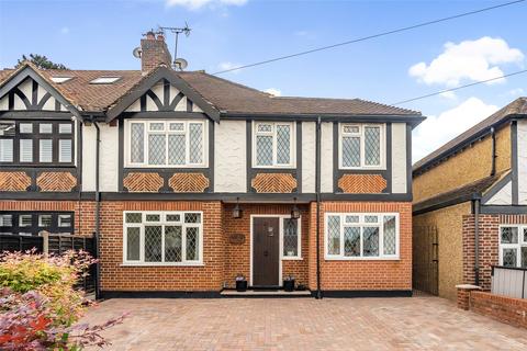 5 bedroom semi-detached house for sale