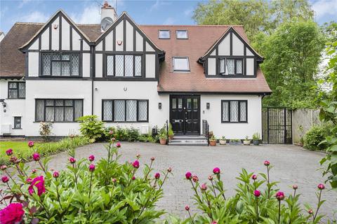 Lancaster Avenue, Hadley Wood, EN4 5 bed semi