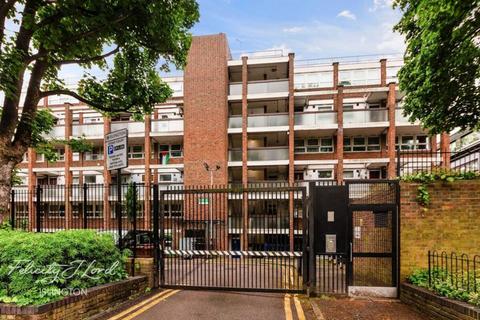 Cedar Court, Essex Road, Islington, N1 2 bed flat for sale
