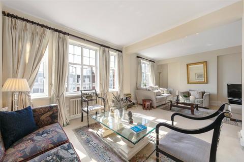 Kenton Court, Kensington High Street... 2 bed flat for sale