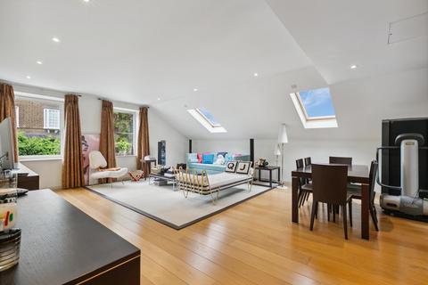 Harrods Court, London SW3 2 bed apartment for sale