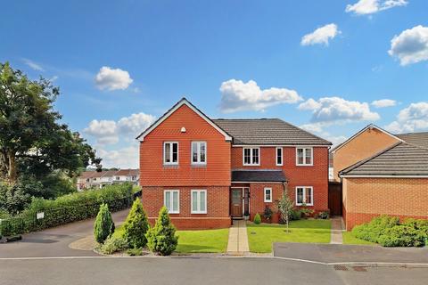 Meadow Brook, Pontypridd CF38 4 bed detached house for sale