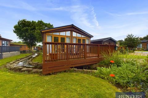 Old Malton Road, Staxton, Scarborough 2 bed park home for sale