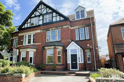 Grosvenor Road, South Shields 6 bed semi