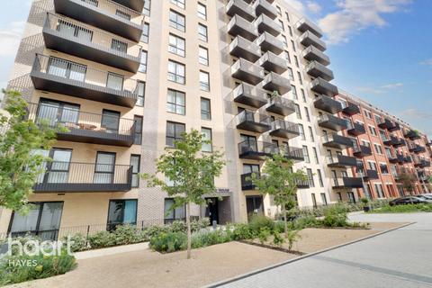 24 Farine Avenue, Hayes 2 bed apartment for sale