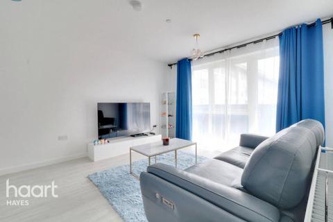 24 Farine Avenue, Hayes 2 bed apartment for sale
