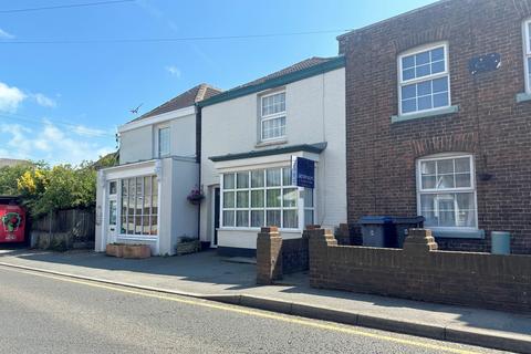 Dover Road, Walmer, CT14 3 bed terraced house for sale