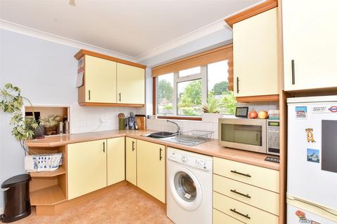 Denbeigh Drive, Tonbridge, Kent 2 bed semi