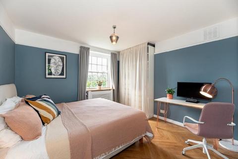 Hazellville Road, Whitehall Park... 2 bed flat for sale