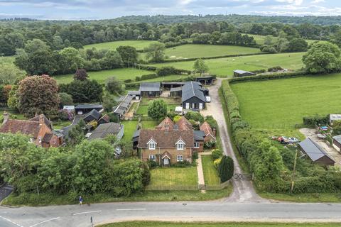 4 bedroom equestrian property for sale