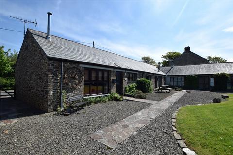 Bude, Cornwall 2 bed end of terrace house for sale