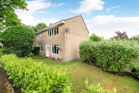 Moor Cottage Close, Netherton... 3 bed semi