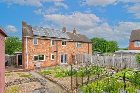 Salisbury Avenue, Chesterfield S41 3 bed semi