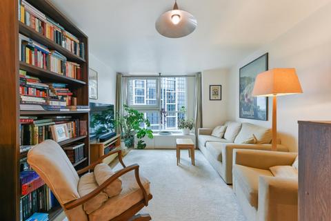 Hanover House, St. George Wharf, SW8 1 bed apartment for sale