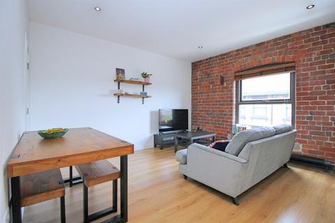 Dewhirst Buildings, Kirkgate 1 bed flat for sale
