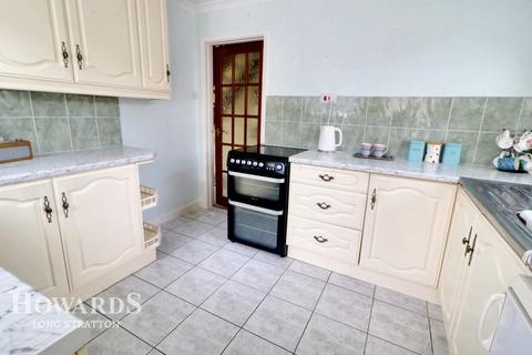 Norwich Road, Stoke Holy Cross 3 bed detached house for sale